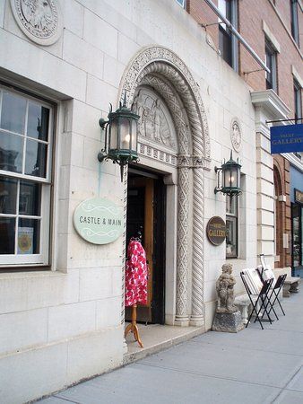 Vault Gallery