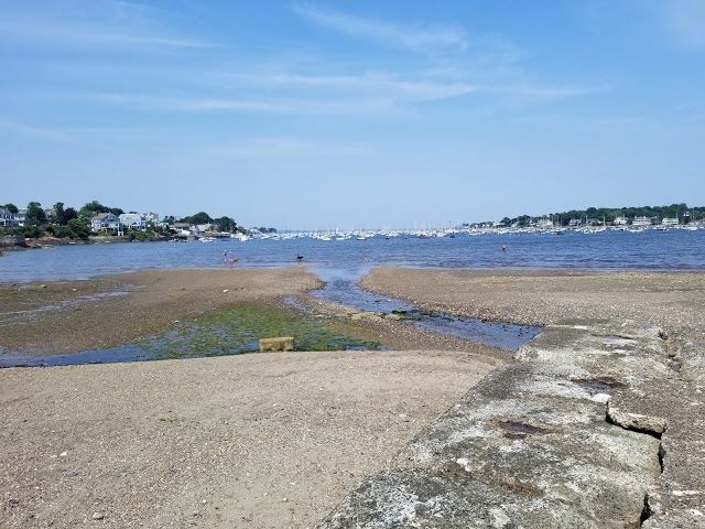 Devereux Beach