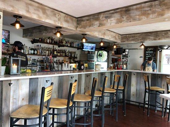 19 Raw Oyster Bar
