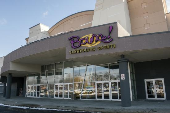 Bounce Trampoline Sports